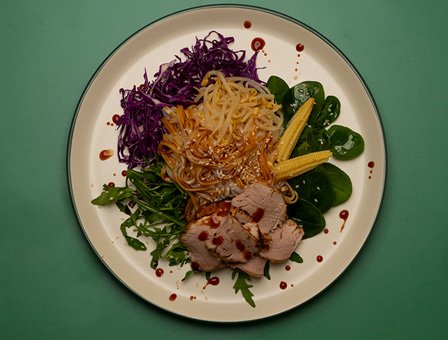 Μπιφτέκια μοσχαρίσια με πλιγούρι και ψητά λαχανικά