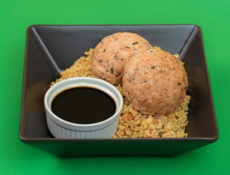 Μπιφτέκια σολομού teriyaki με πλιγούρι και λαχανικά